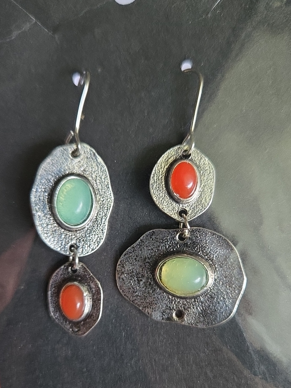Vintage Asymmetrical Silver Drop Earrings with Green and Red Stones